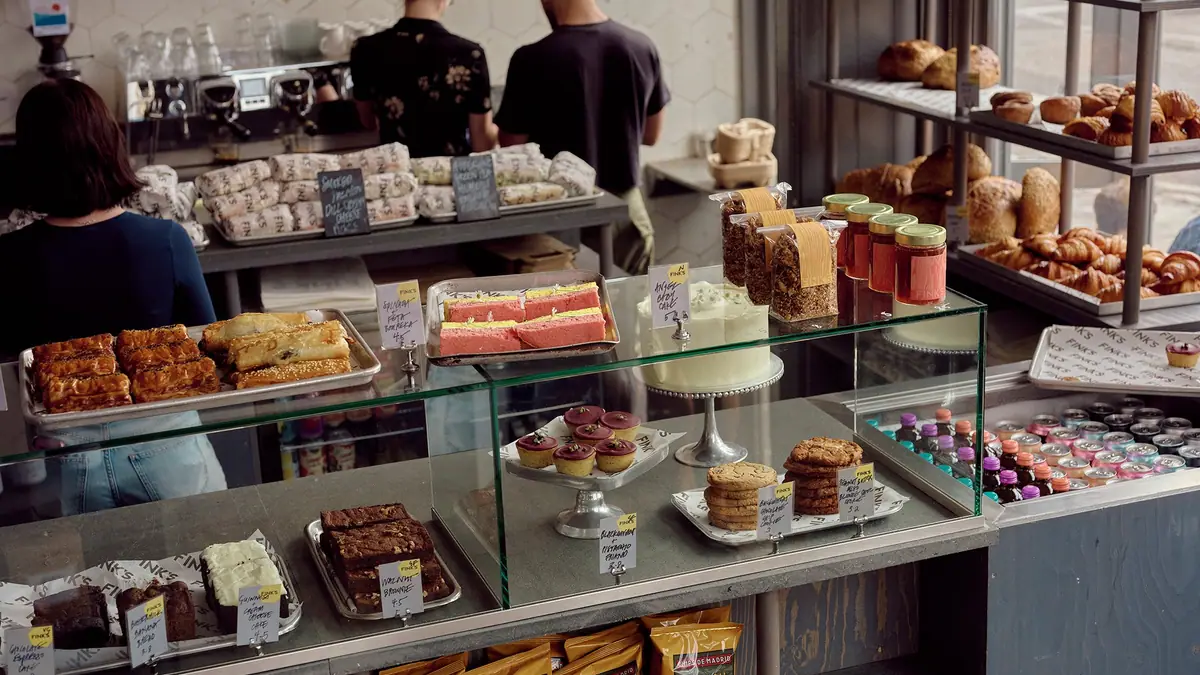 Fink's – cake shop in Stoke Newington, London